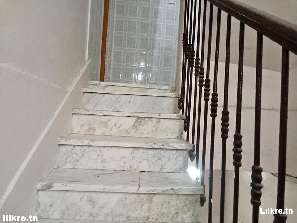 A louer un Etage de villa S+3 au centre ville Bizerte