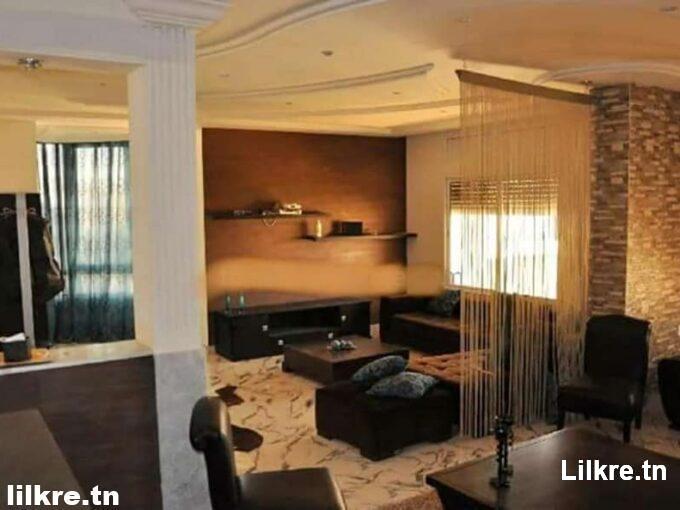 A louer un Etage de Villa S+2 Richement Meublé à Sfax