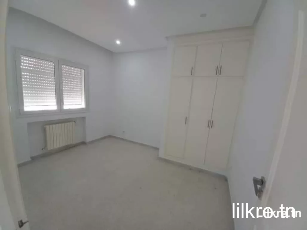 A louer un Appartement S+2 à la Marsa