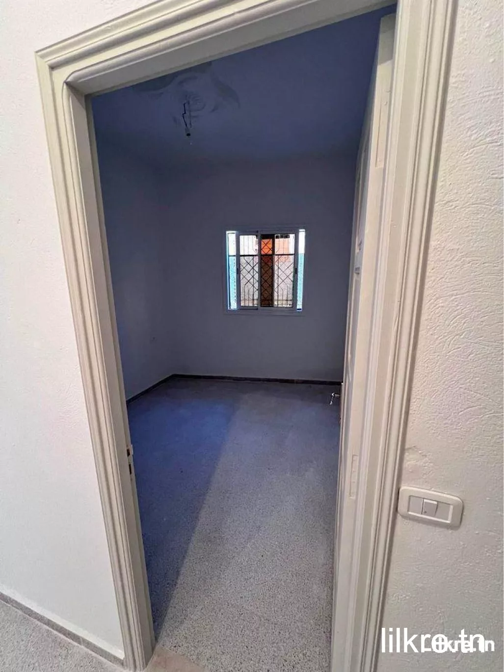 A louer un Appartement S+2 neuf jamais habiter à hay ezzayatin