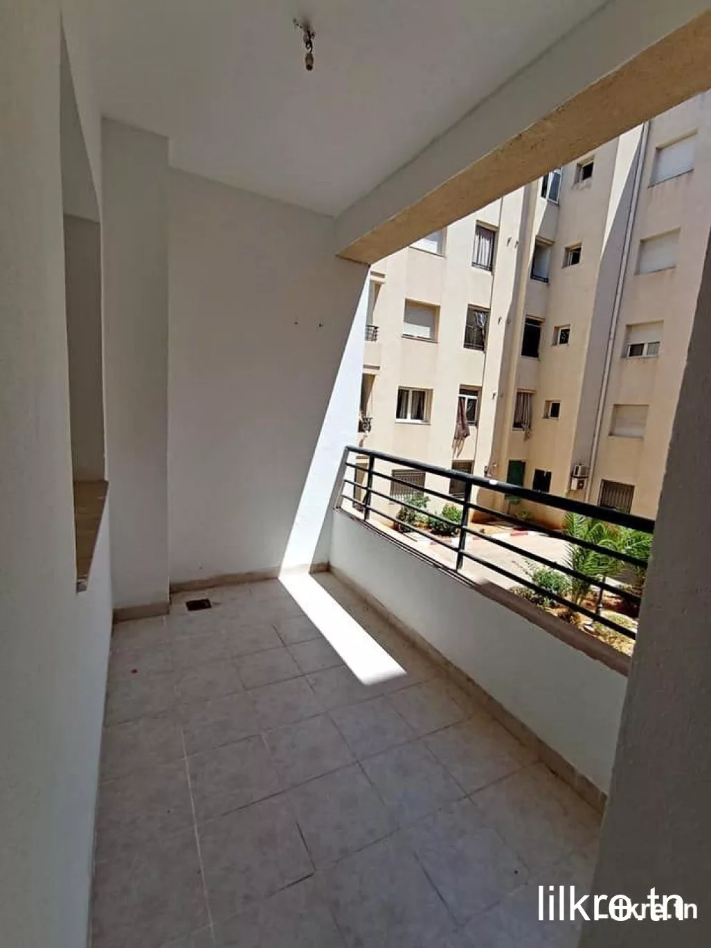 A louer un Appartement S+3 à La Soukra .