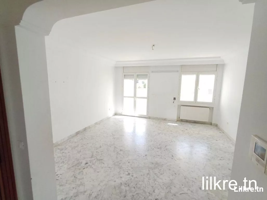A Louer S+2 à Ain Zaghouane avec place parking sous sol