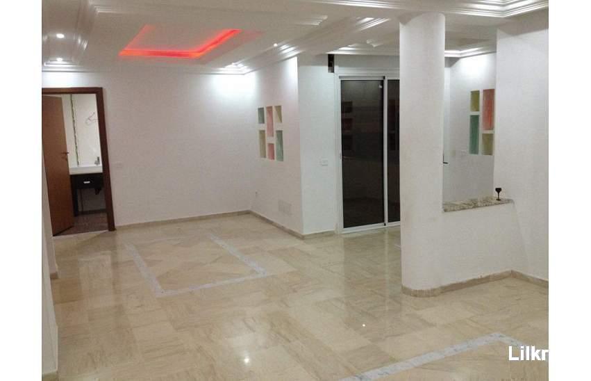 Etage de villa à la manouba denden