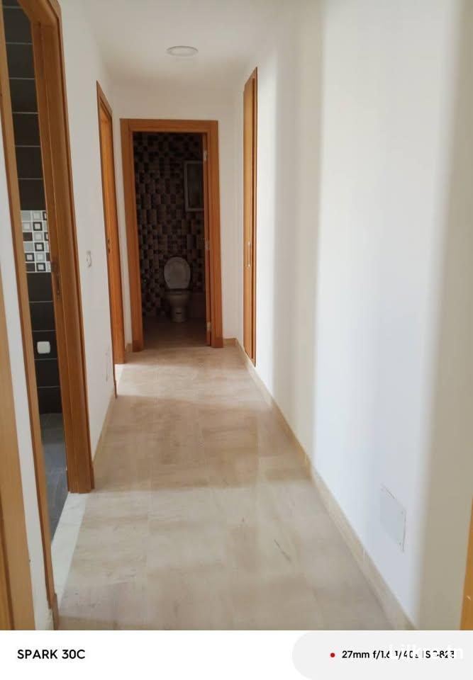 Appartement a cité les palmerais