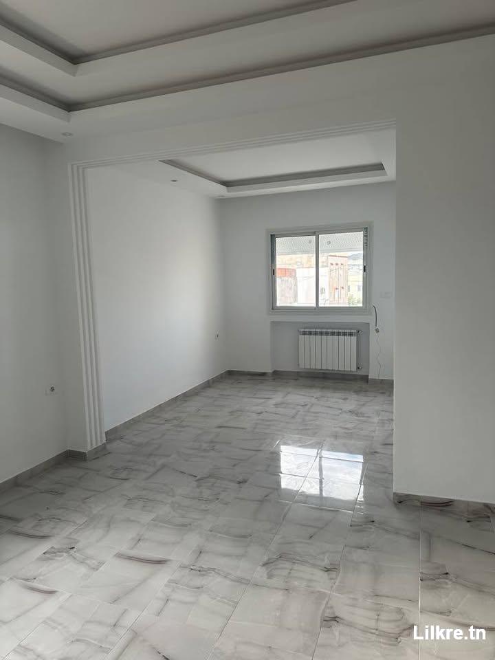 A louer Appartement + studio à la Marsa