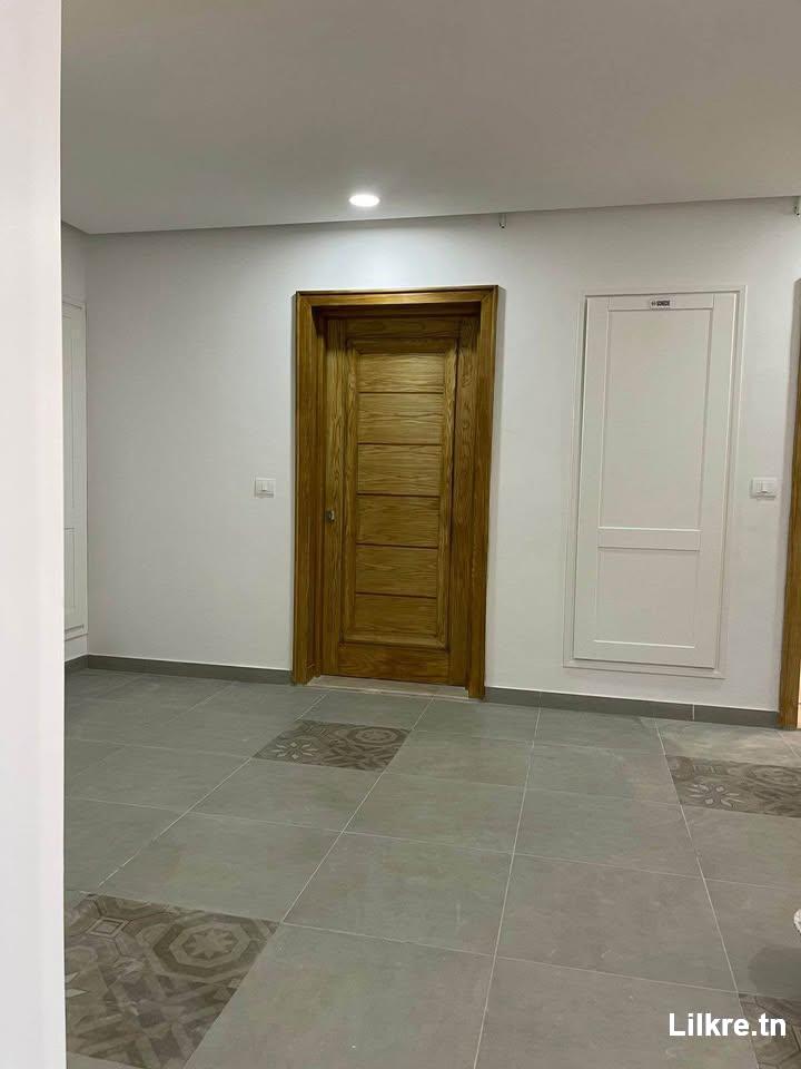 A louer un Appartements Soukra