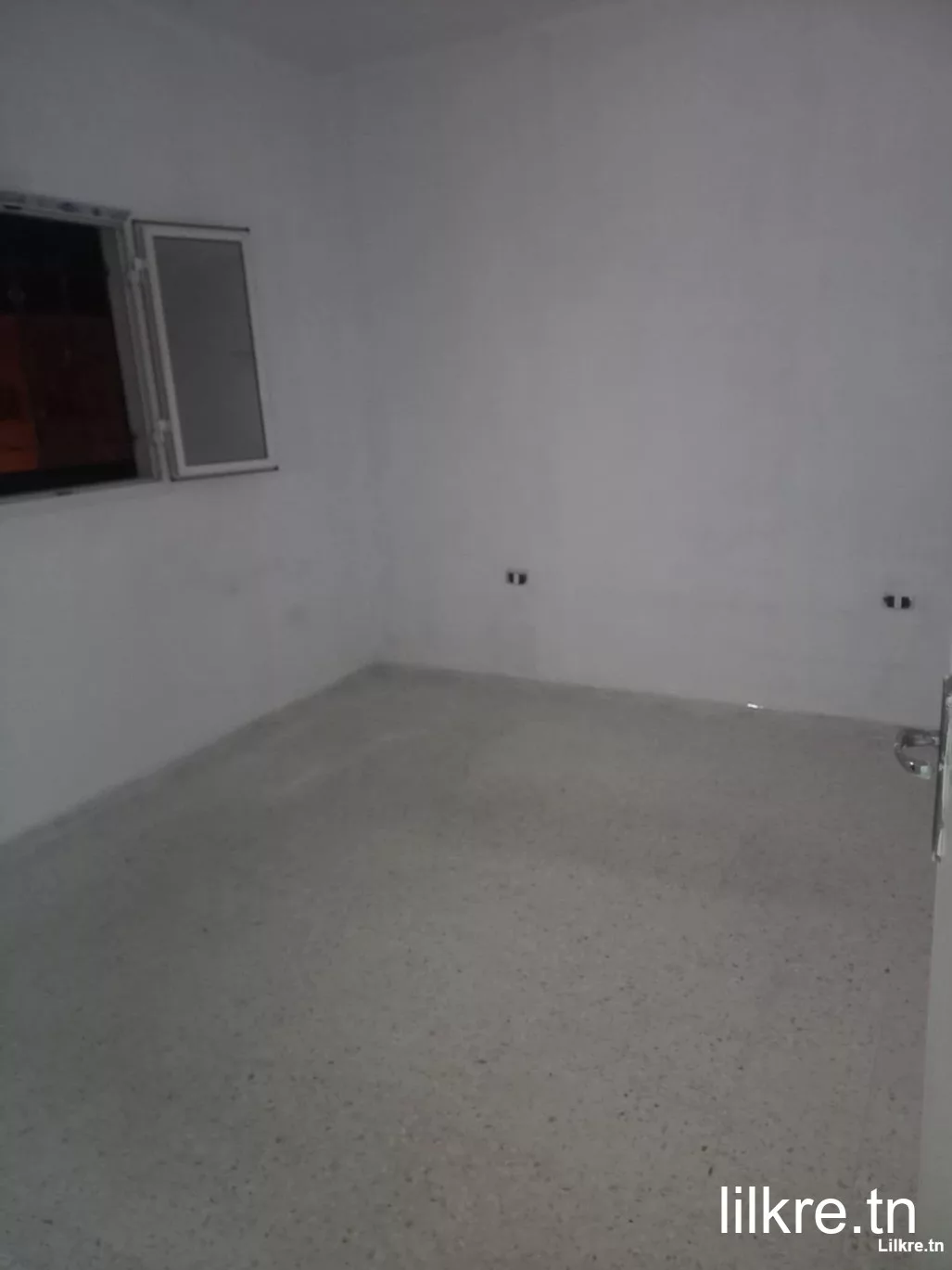 A louer un studio à jinen jaafer