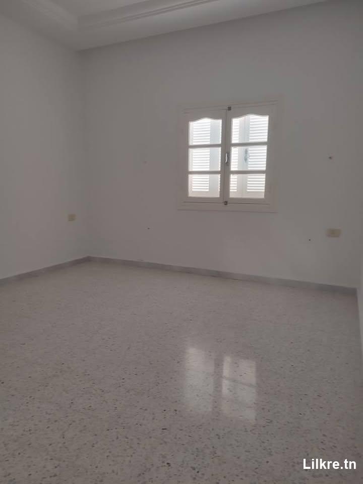 A louer un Appartement à Hay Riadh 