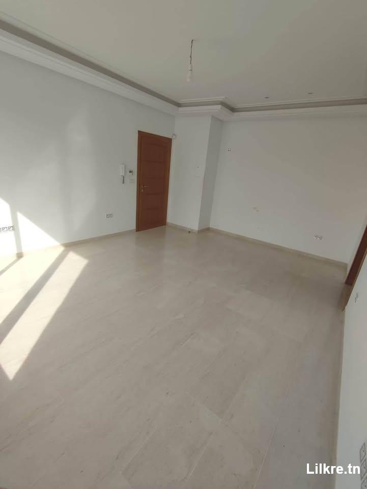 etage de villa S+1 jardin carthage