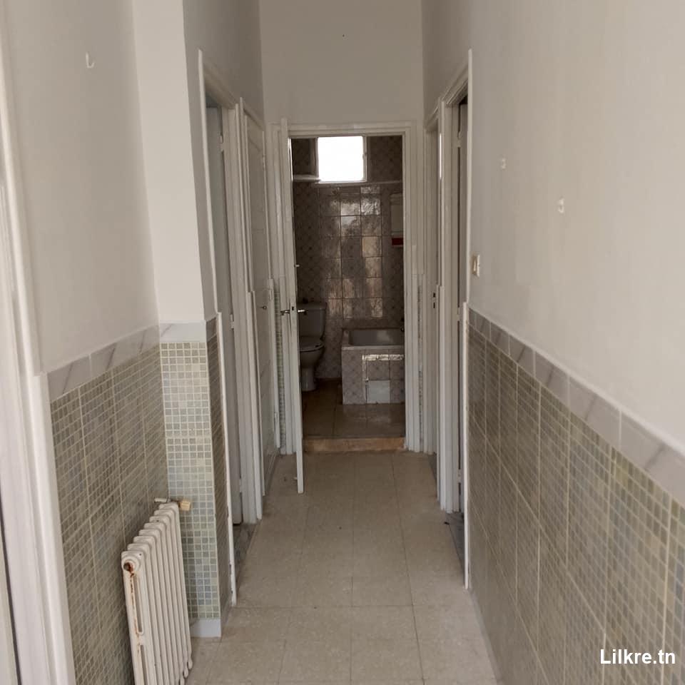 A louer étage de villa indépendant kram