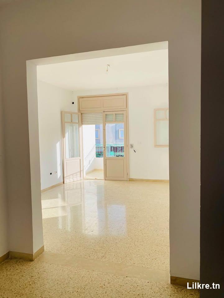 Appartement à louer à el agba diar ben mahmoud