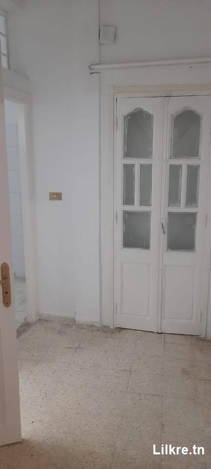 À louer un appartement S+2 à Nkhilett