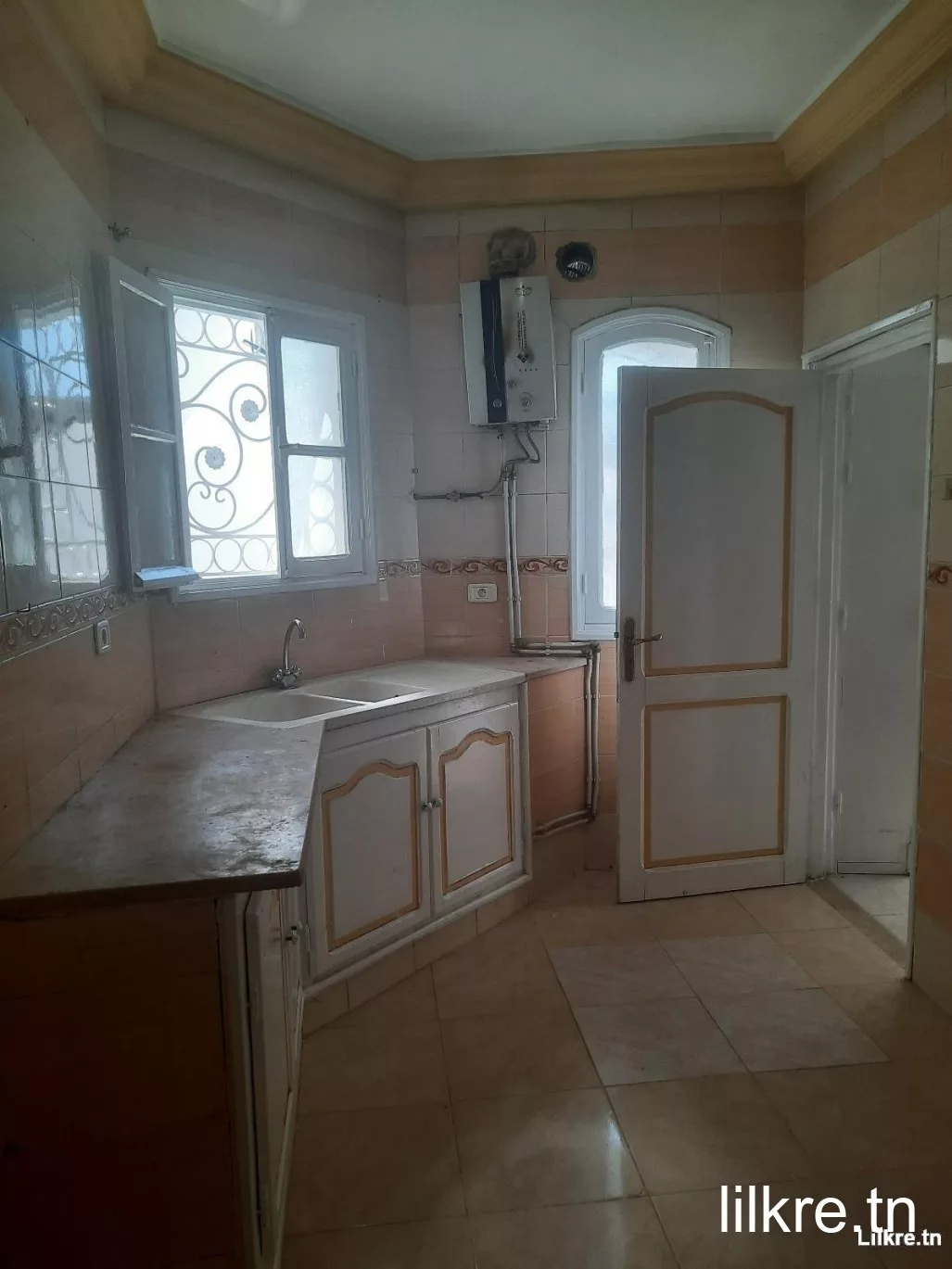 etage de villa S+2 à slimen kehia manouba