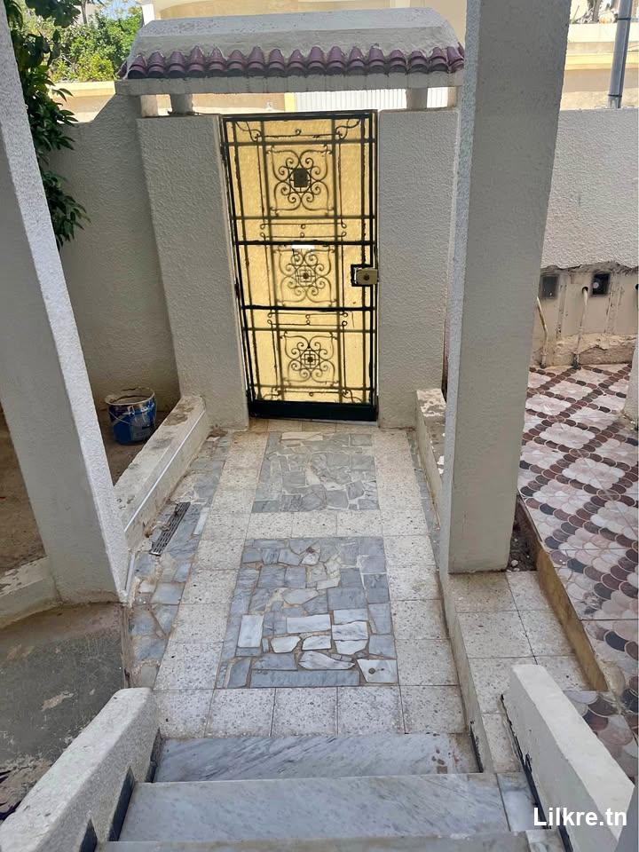 Un étage de villa à+2 à bardo