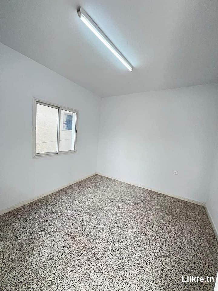 studio s+1  a louer à ibn khouldoun 