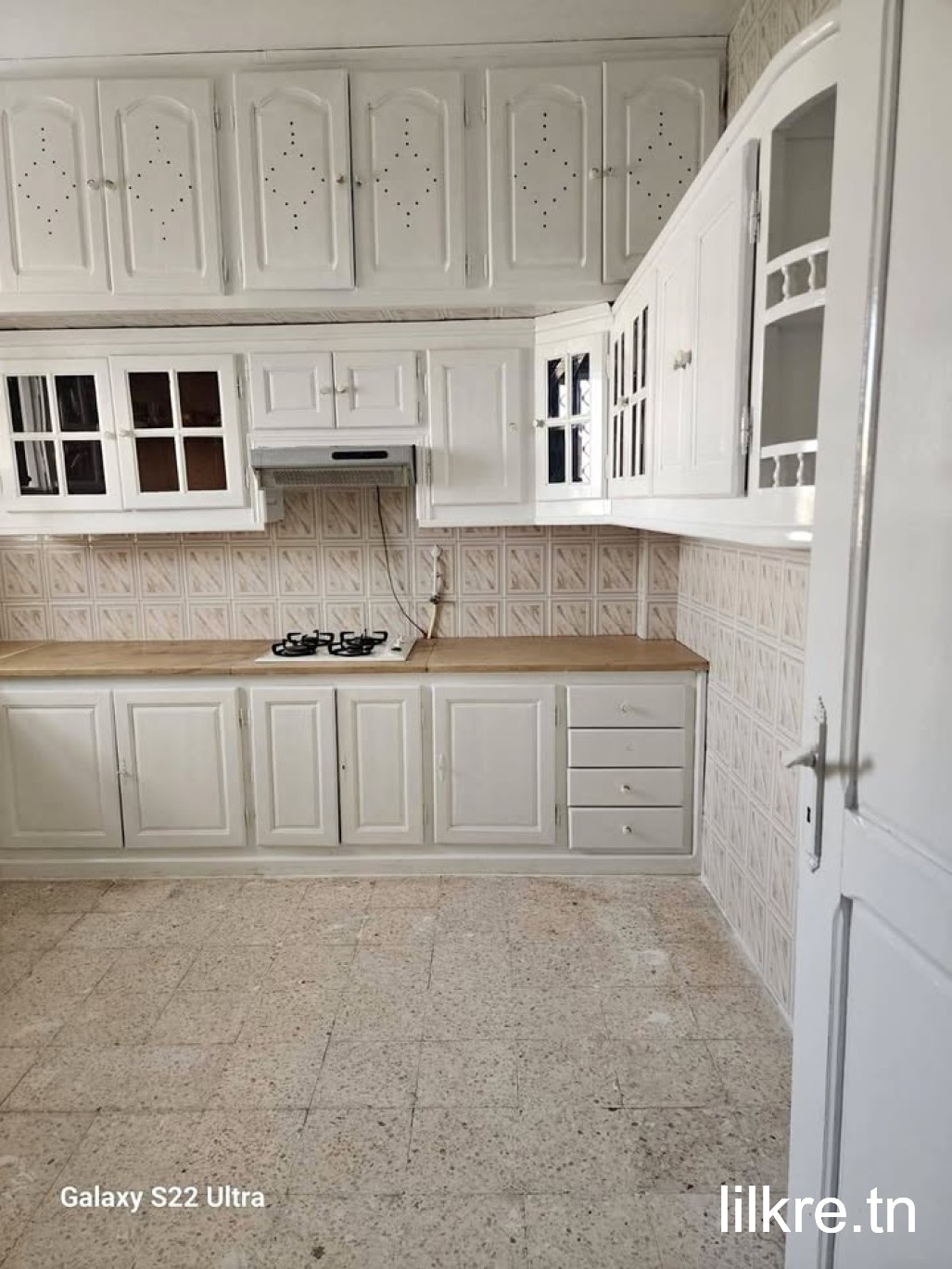 A louer un étage de villa a enkhilette 