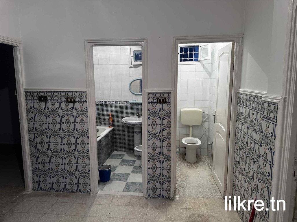 Rez de chaussé  a bourj louzir 