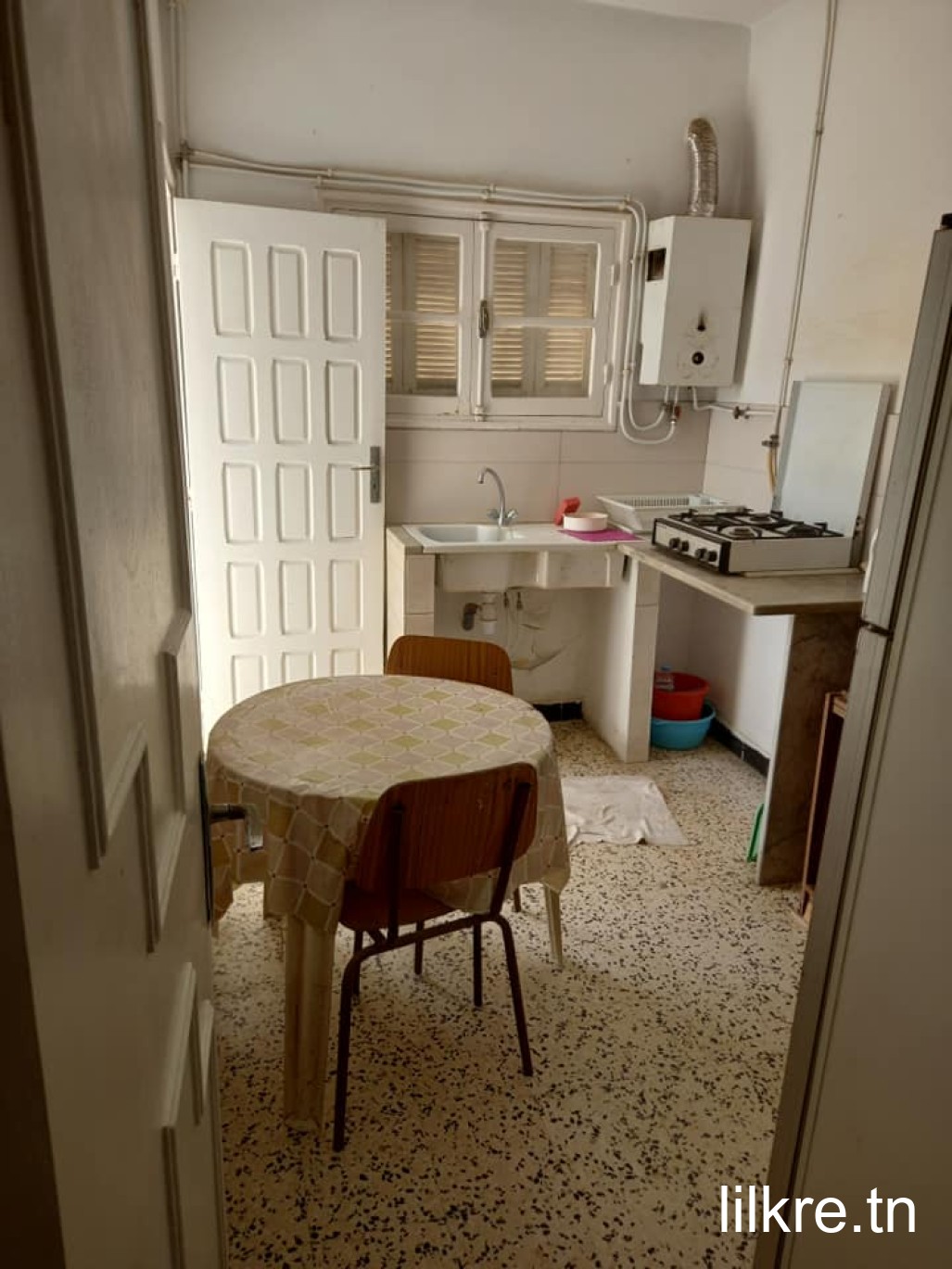 A louer un appartement meublée a cité erawdha 