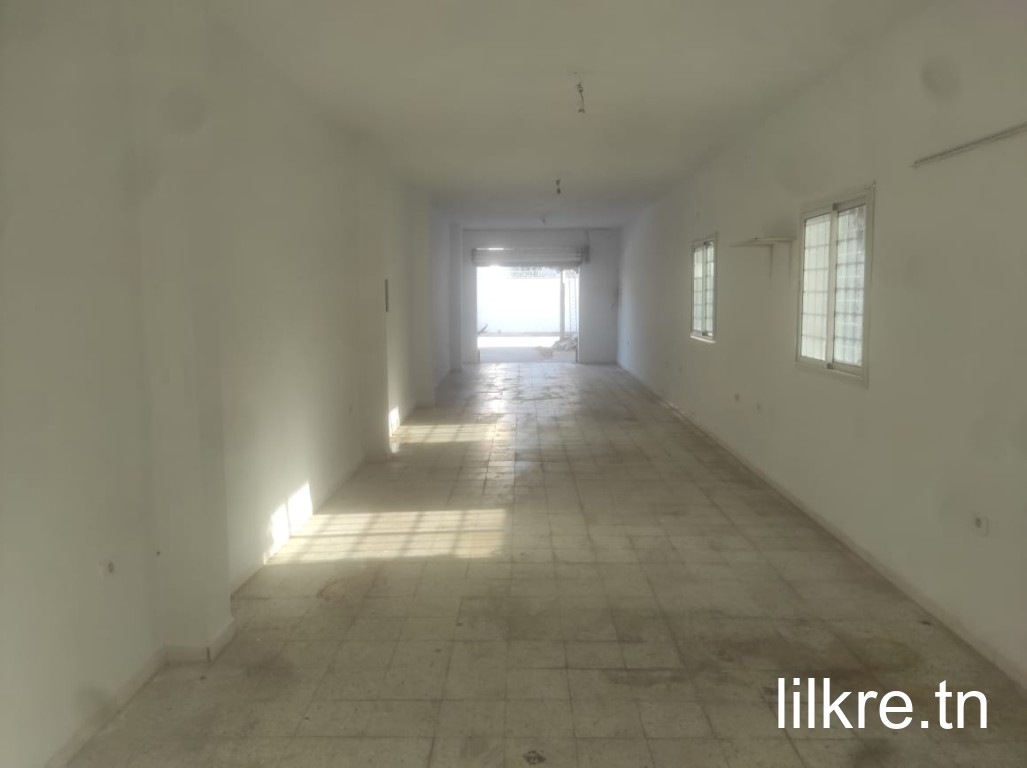 A louer un joli local commercial a khaznadar 