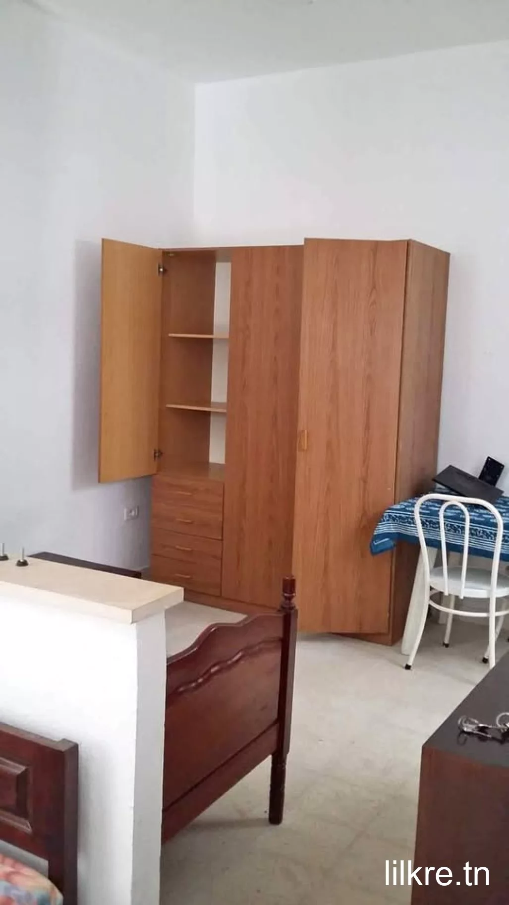 A louer un studio meublée a monastir 