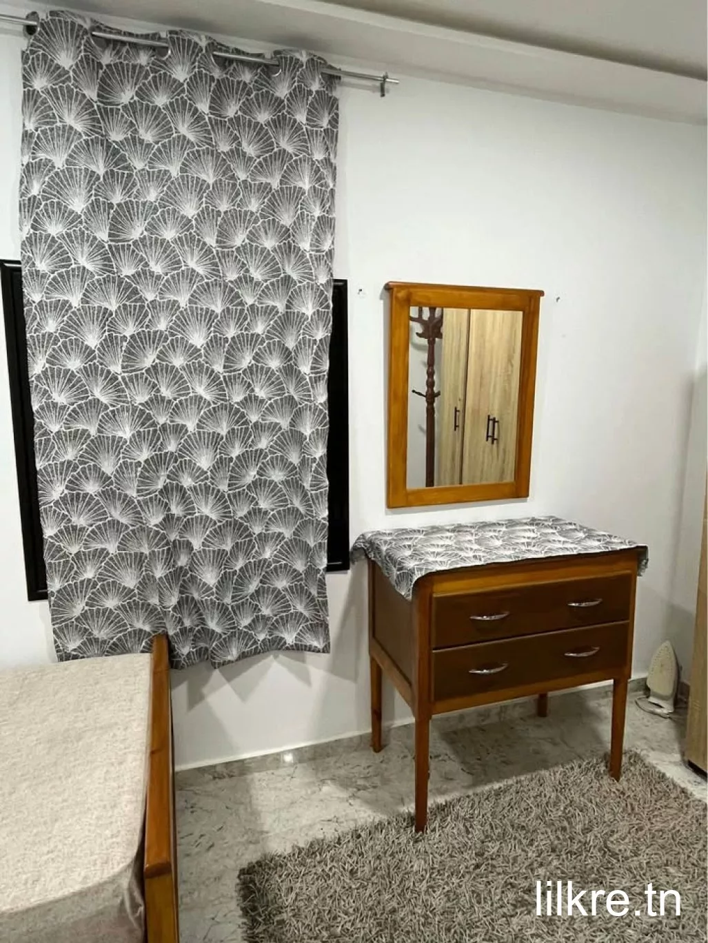 A louer un studio meublée a sakiet eddaier 