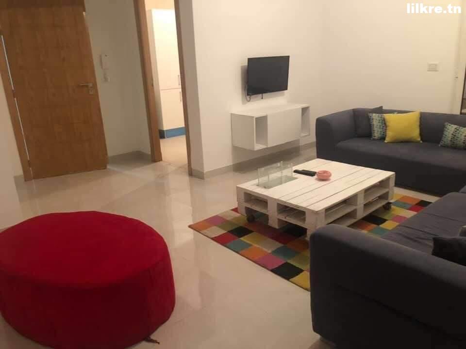  A louer un Joli Appartement S+1 Richement Meublé à Cité el Wahat l'Aouina