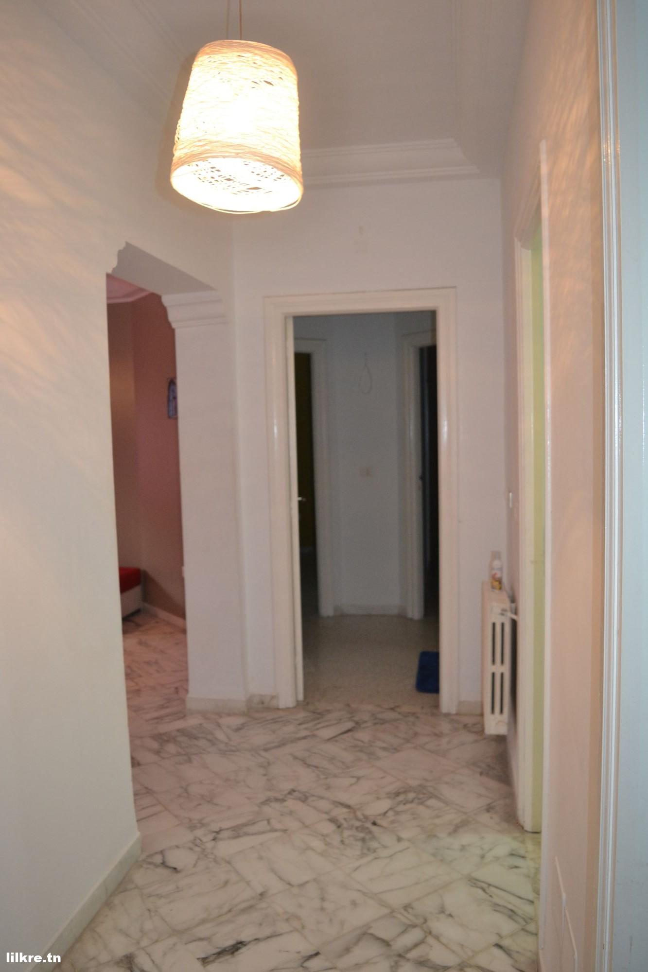 A louer Un Appartement S+2 Richement Meublé haut standing à cité Ennasr