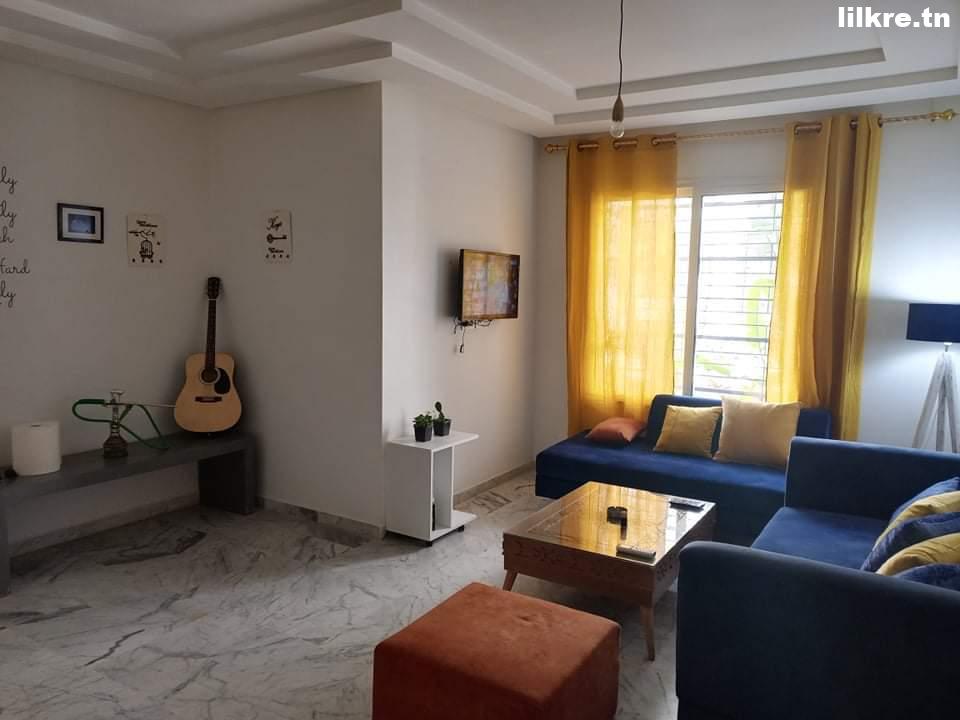 A louer un Appartement S+1 Richement Meublé situé à la Soukra