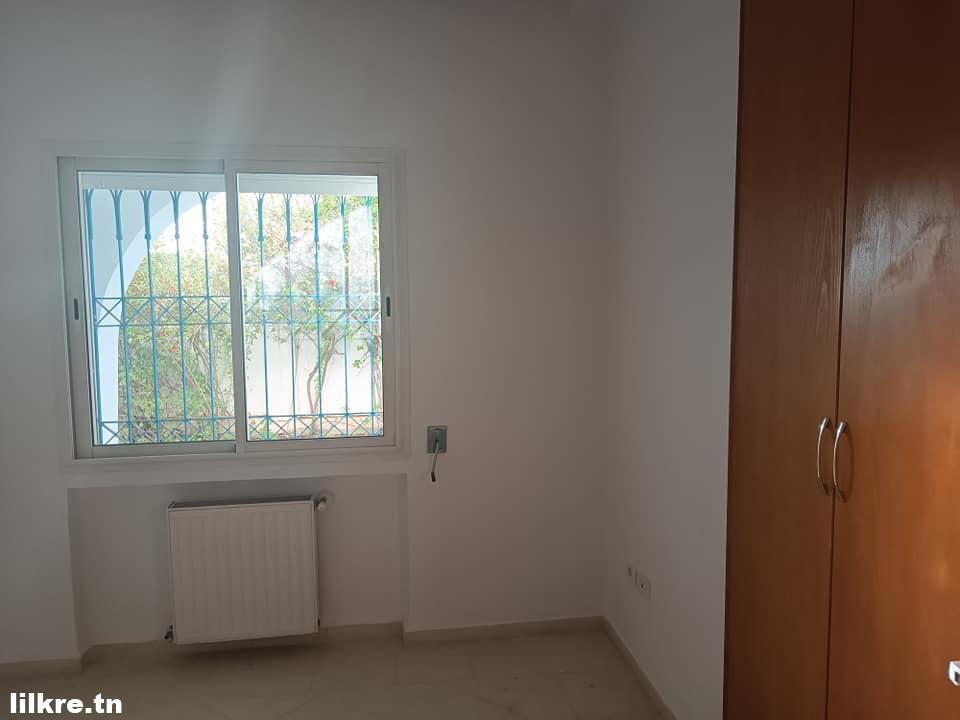 A louer un Appartement S+3 à Ain Zaghouan