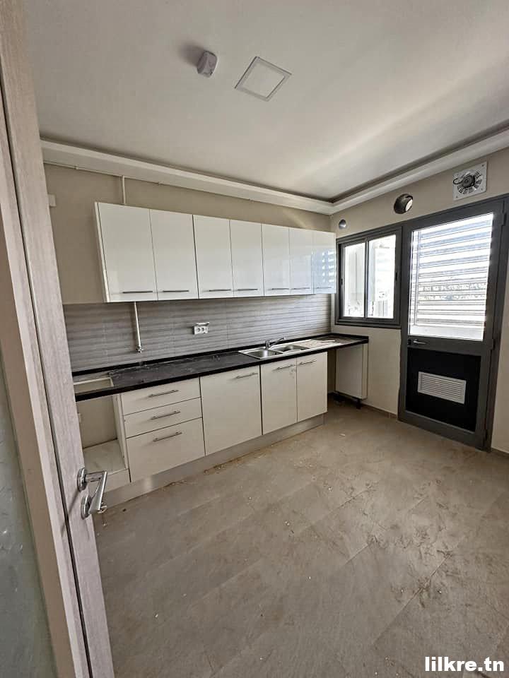 A louer un Superbe Appartement S+1 à L’Aouina