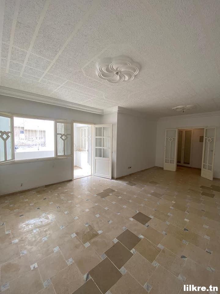A louer un Appartement S+3 à l’Aouina