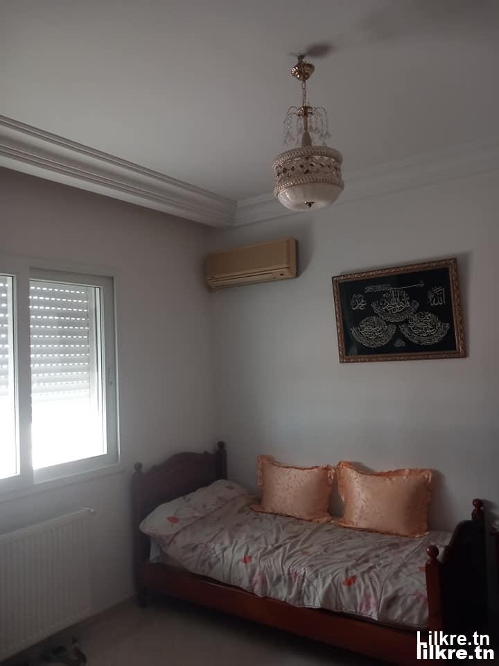Je mets en location un vaste appartement S+2 au RDC situé à Manouba