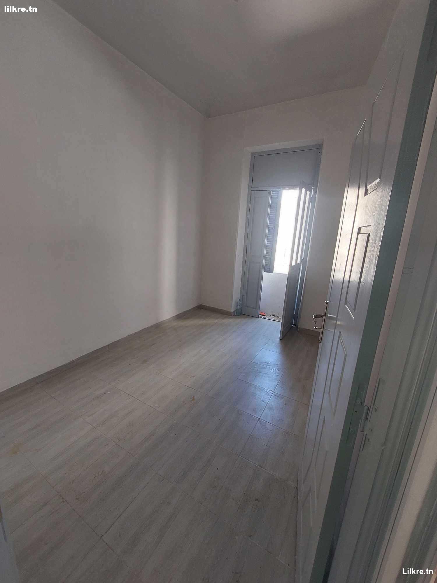 A louer un Studio S+1 au plein centre ville de Tunis