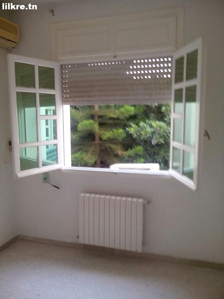 A louer un Appartement S+1 Vide à Ennasr
