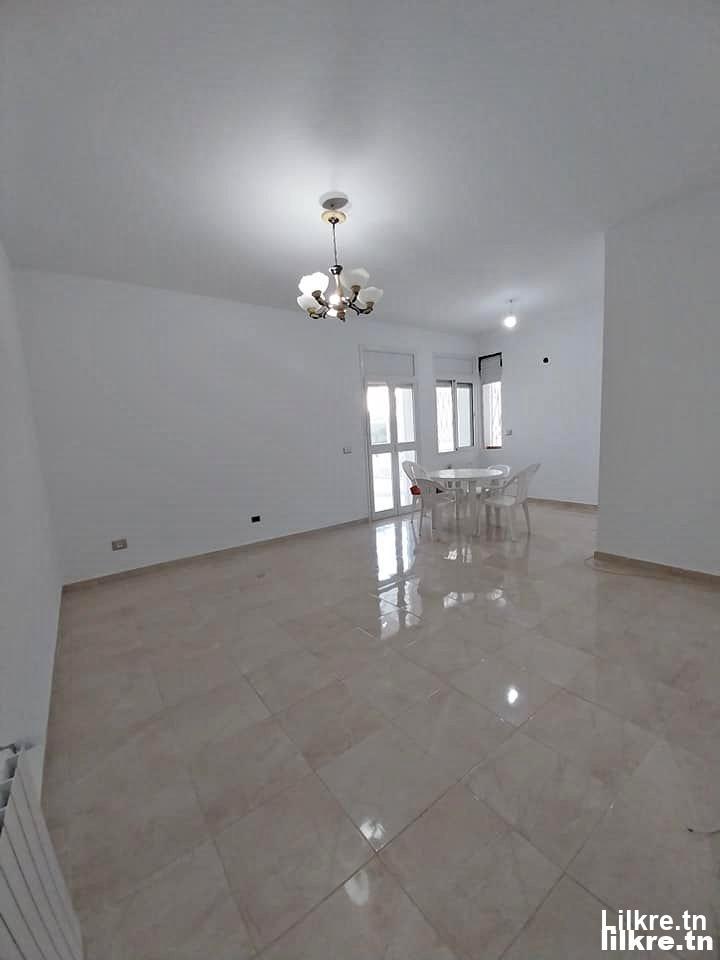 A louer un Appartement S+2 à Soukra