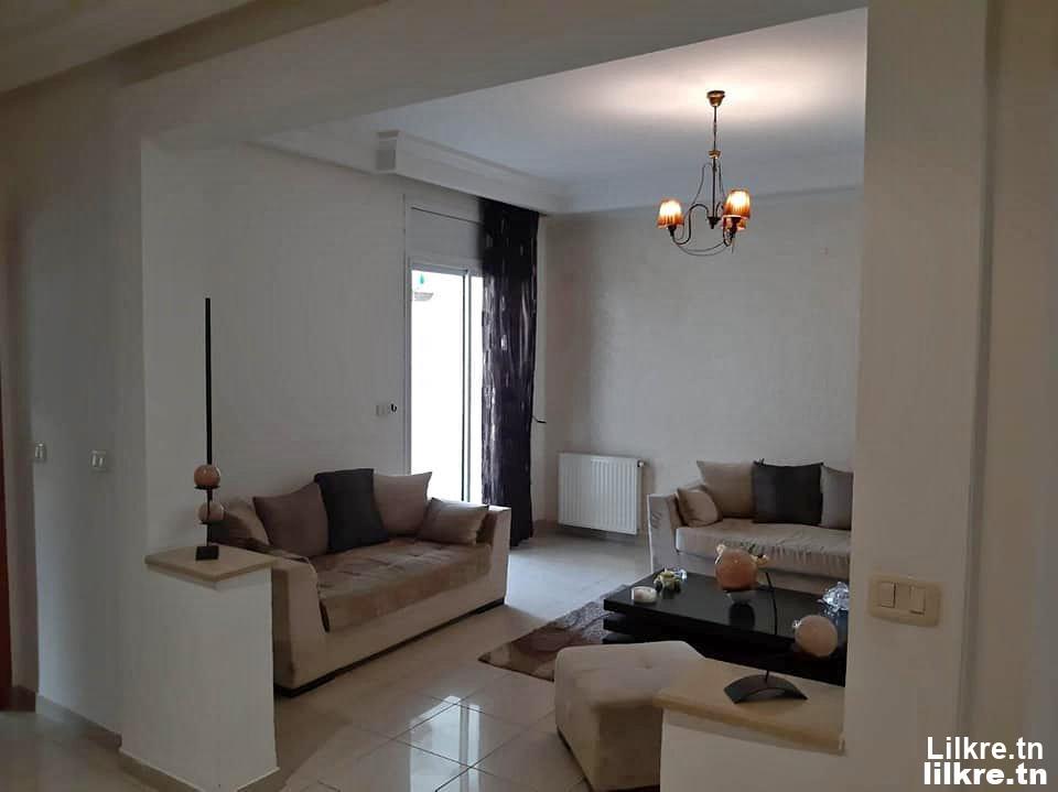 A louer un bel Appartement S+3 non meublé sis à la Soukra