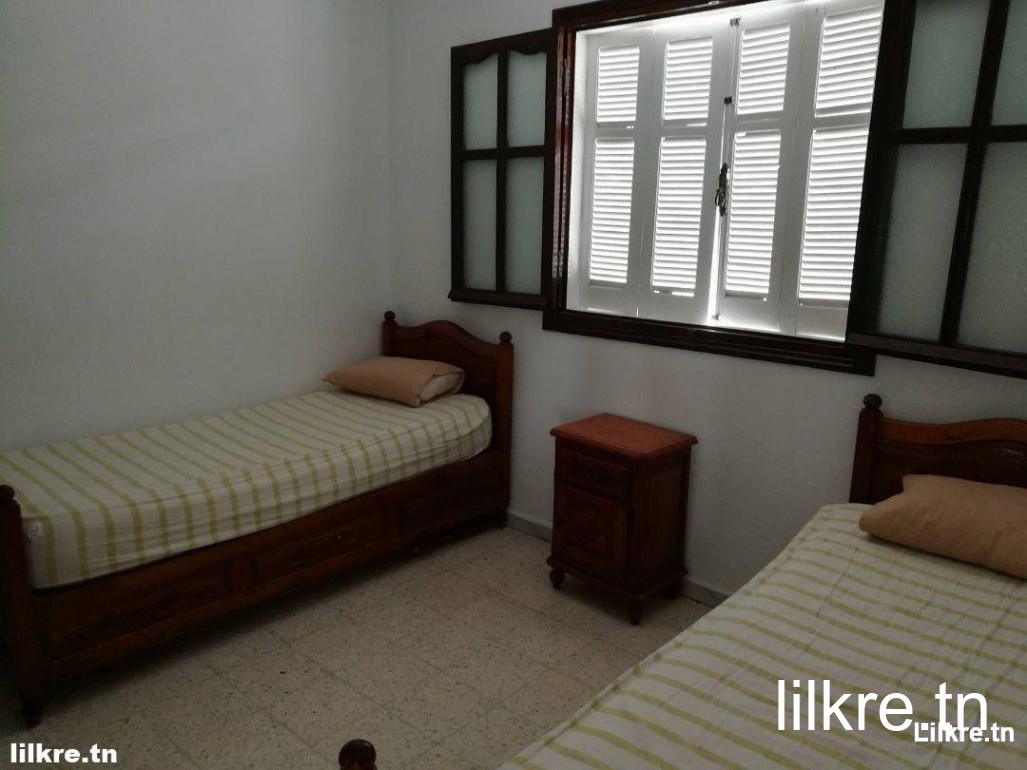  A louer un Étage de maison S+1 meublé Manouba