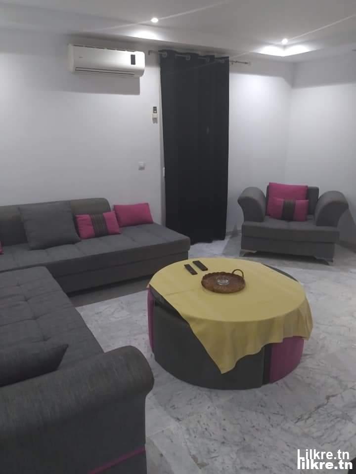 A louer un Appartement Richement Meublés S+1 à Riadh Andalous