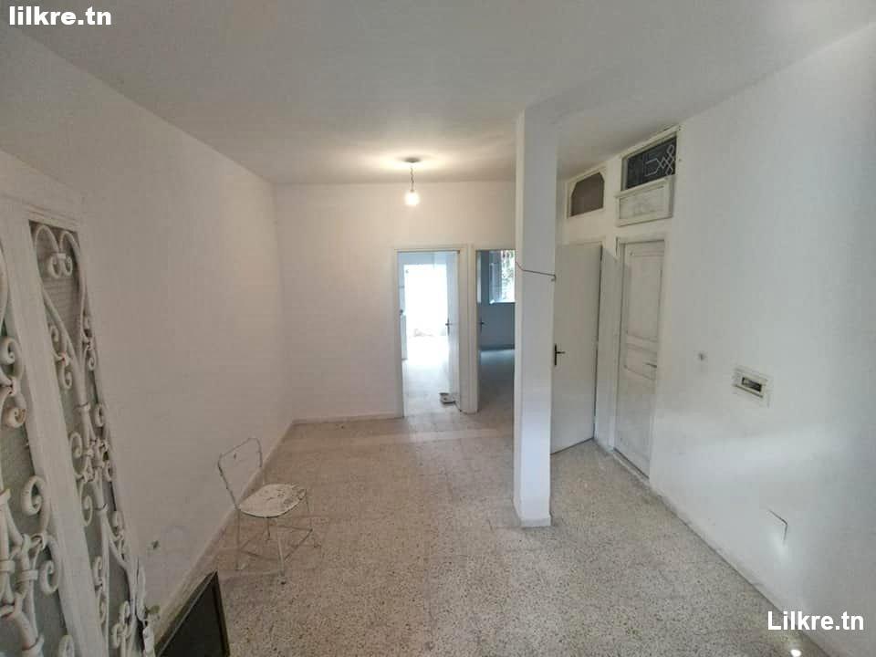 A louer un Studio S+1 à Bourj Louzir