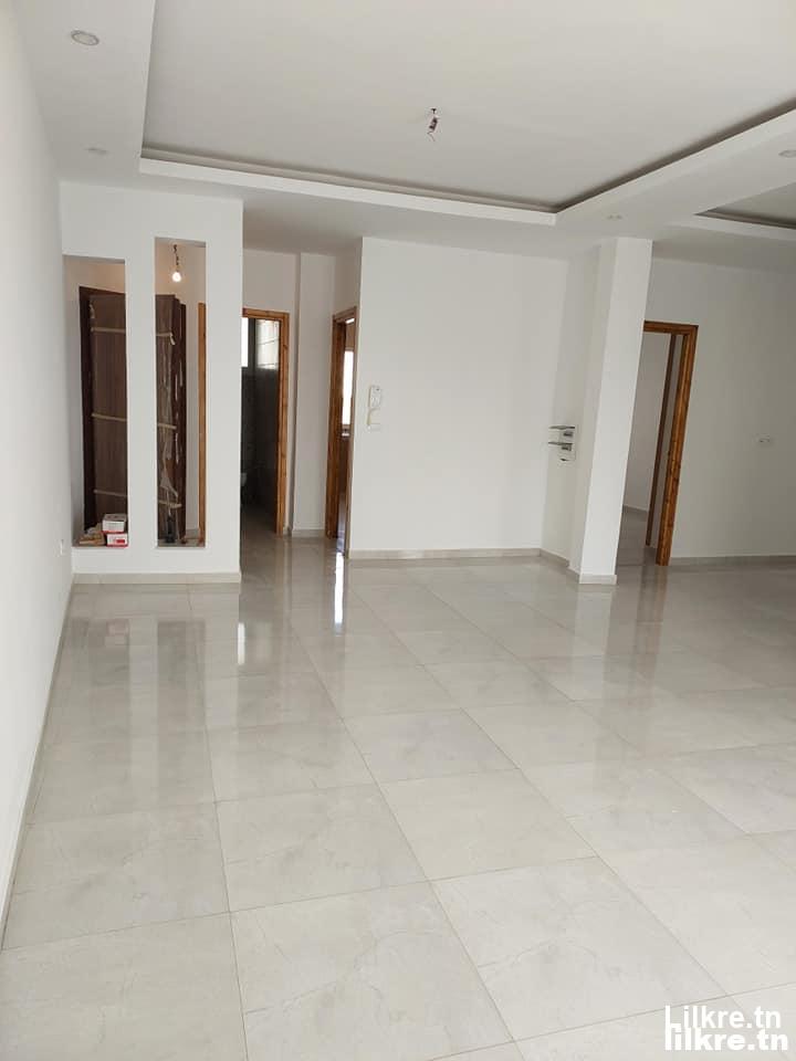 A louer un appartement S+2 à Bizerte centre ville 