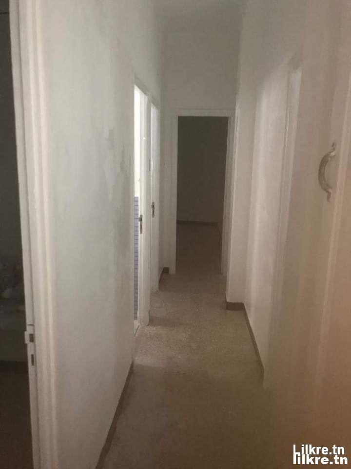 A louer un Appartement S+2 à Rades Ville 