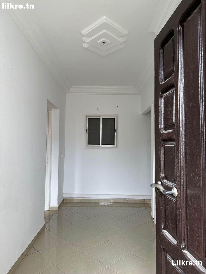 A louer un Etage de Villa S+1 à Bizerte nord