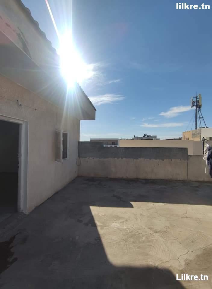 A louer un Studio S+0 à Medina Jedida