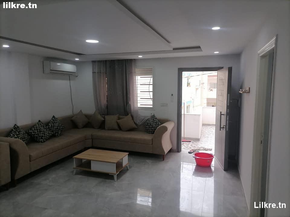 A louer un studio S+3 haut standing fi Soltan Hammamet