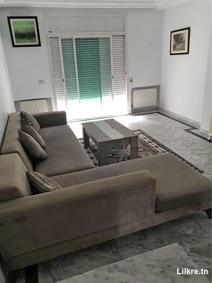 A louer un Appartement S+1 Richement Meublé à Dar Fadhal Soukra