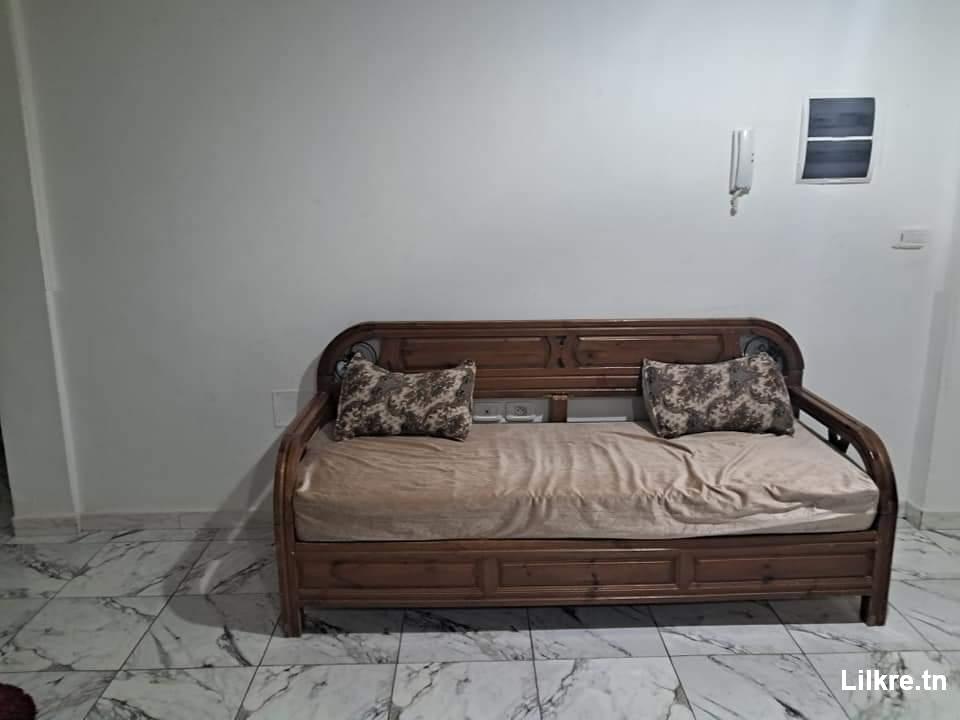 A louer un Appartement S+2 Richement Meublé à Iben Khaldoun