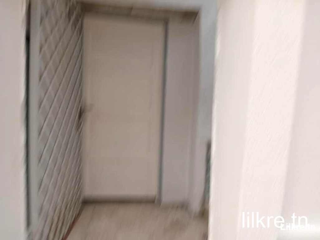 A louer  un étage de villa S+2 à ourdia 6