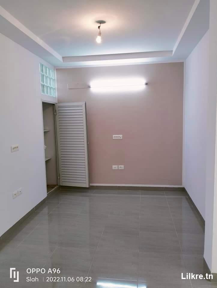 A louer un Etage de villa S+2 à Bni Khiar 