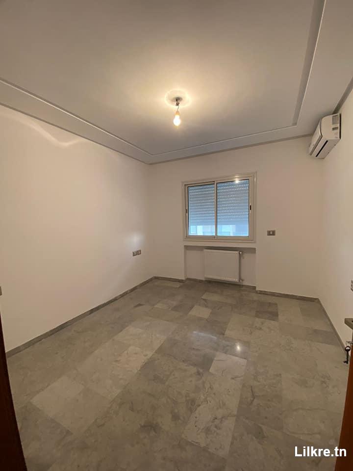 A louer un Appartement S+1 haut standing à Madina Jadida