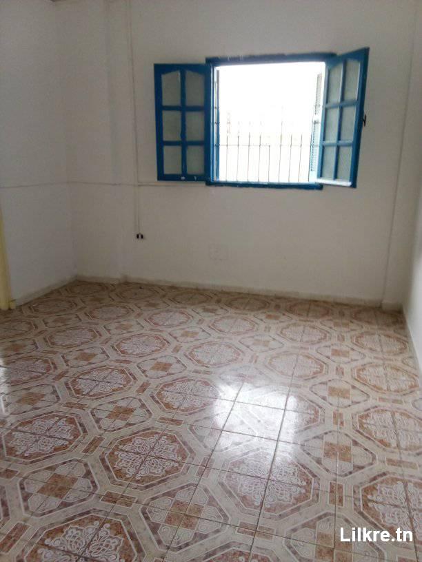 A louer un Appartement S+2 à béb lkhadhra 